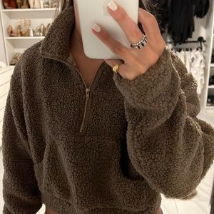 Cropped fuzzy sweater- pookie & Sebastian